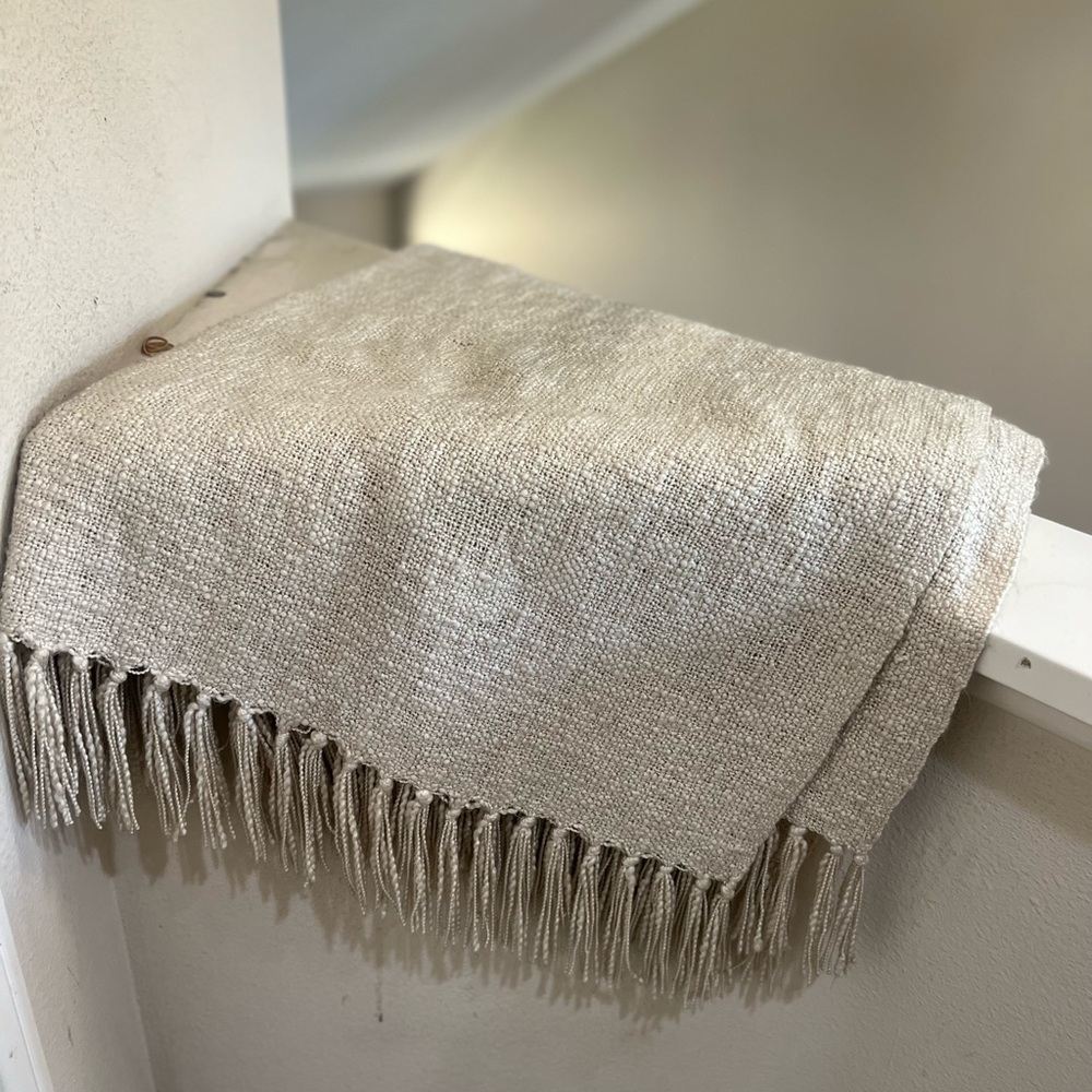 Pottery Barn cream Dreamy Handwoven waffle knit Fringe Throw 50x60 decorative